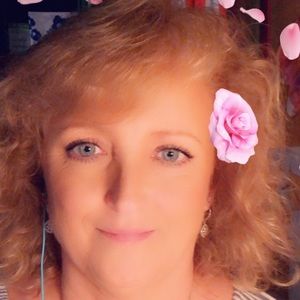 Meet your Posher, Teresa